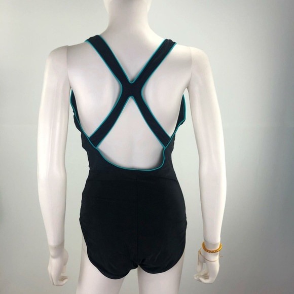 Speedo Size 6 Black One Piece Swimsuit - Picture 3 of 8